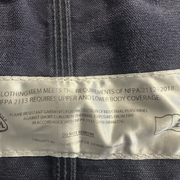 FR Carhartt bib overalls 44x30 - Picture 2 of 7